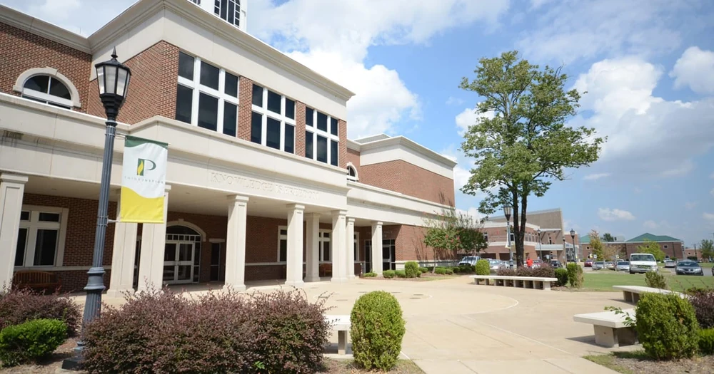 Philander Smith University logo